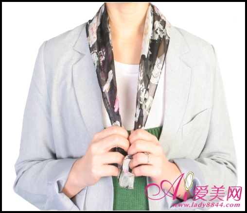  絲巾系法：兒時的童軍結你還記得嗎 