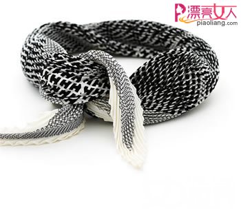 絲巾發(fā)飾瞬間讓你化身為優(yōu)雅的ol 美人季節(jié)到來