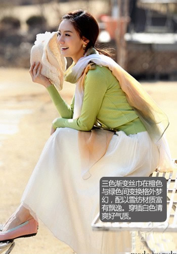春日雪紡絲巾氣質美搭