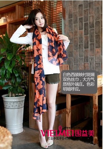 明媚初夏  雪紡絲巾飄逸style,最新服裝圖片-圍益美商城