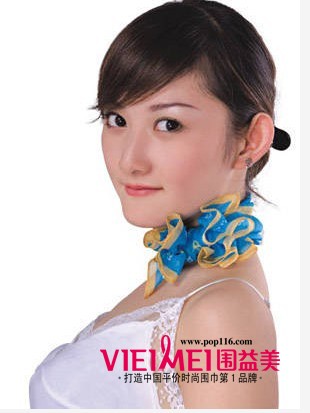 獻給職場女人的絲織方巾，給你利落的感覺,最新服裝圖片-圍益美商城