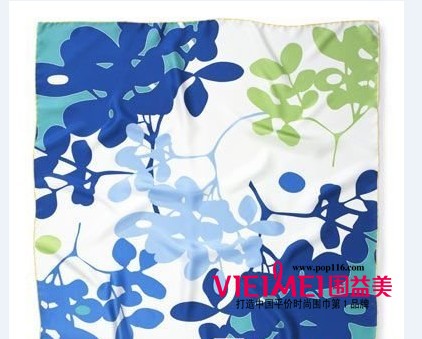 方型小絲巾色彩繽紛，提升你的獨(dú)特氣質(zhì)。,最新服裝圖片-圍益美商城