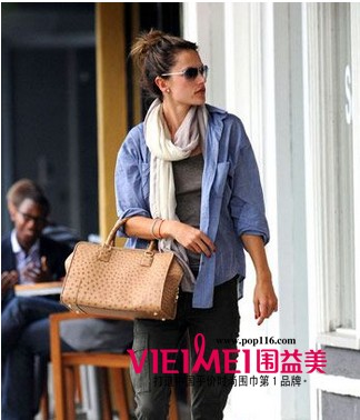 滿足現代年輕人各種場合的時尚圍巾,最新服裝圖片-圍益美商城