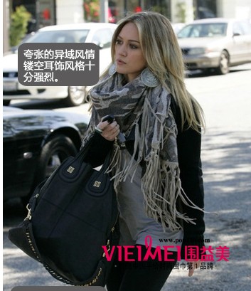 時尚圍巾 提升氣質修飾身材,最新服裝圖片-圍益美商城