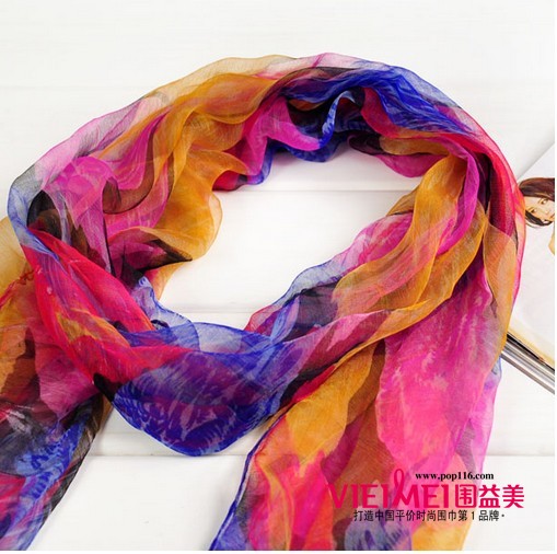 絲巾是很嬌氣的，想讓自己的絲巾永遠(yuǎn)光鮮靚麗嗎,最新服裝圖片-圍益美商城