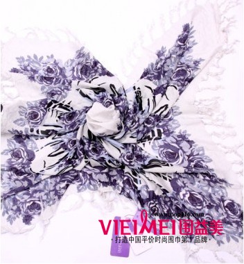 2012流行的新款時尚美女必備圍巾,最新服裝圖片-圍益美商城