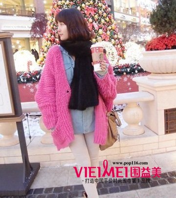 盡顯鄰家女孩的甜美風格的時尚圍巾搭配,最新服裝圖片-圍益美商城