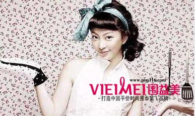 款式簡單，色彩明亮，圍巾點綴,最新服裝圖片-圍益美商城