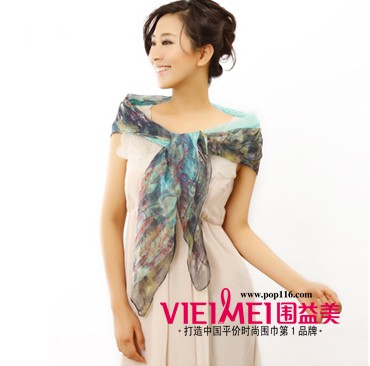 絲巾系法，瞬間綻放氣質(zhì)美女,最新服裝圖片-圍益美商城