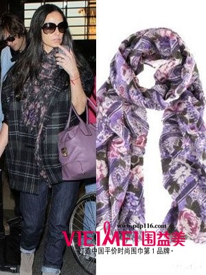 唯美印花絲巾 平凡中增添1中不平凡,最新服裝圖片-圍益美商城
