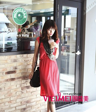 柔軟絲巾 隨意搭配 盡顯品味,最新服裝圖片-圍益美商城